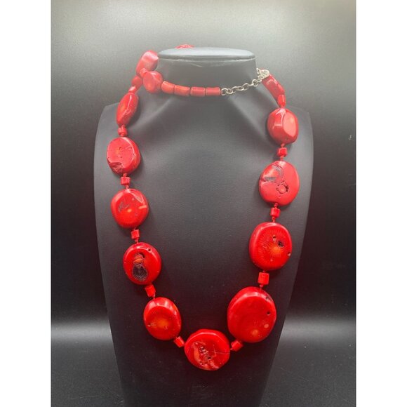 Coral Necklace in Red Dyed Bamboo Coral Signed By BARSE Chunky Stones Necklace - Picture 2 of 5